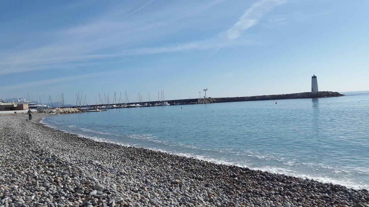 Fame - Marina Baie Des Anges